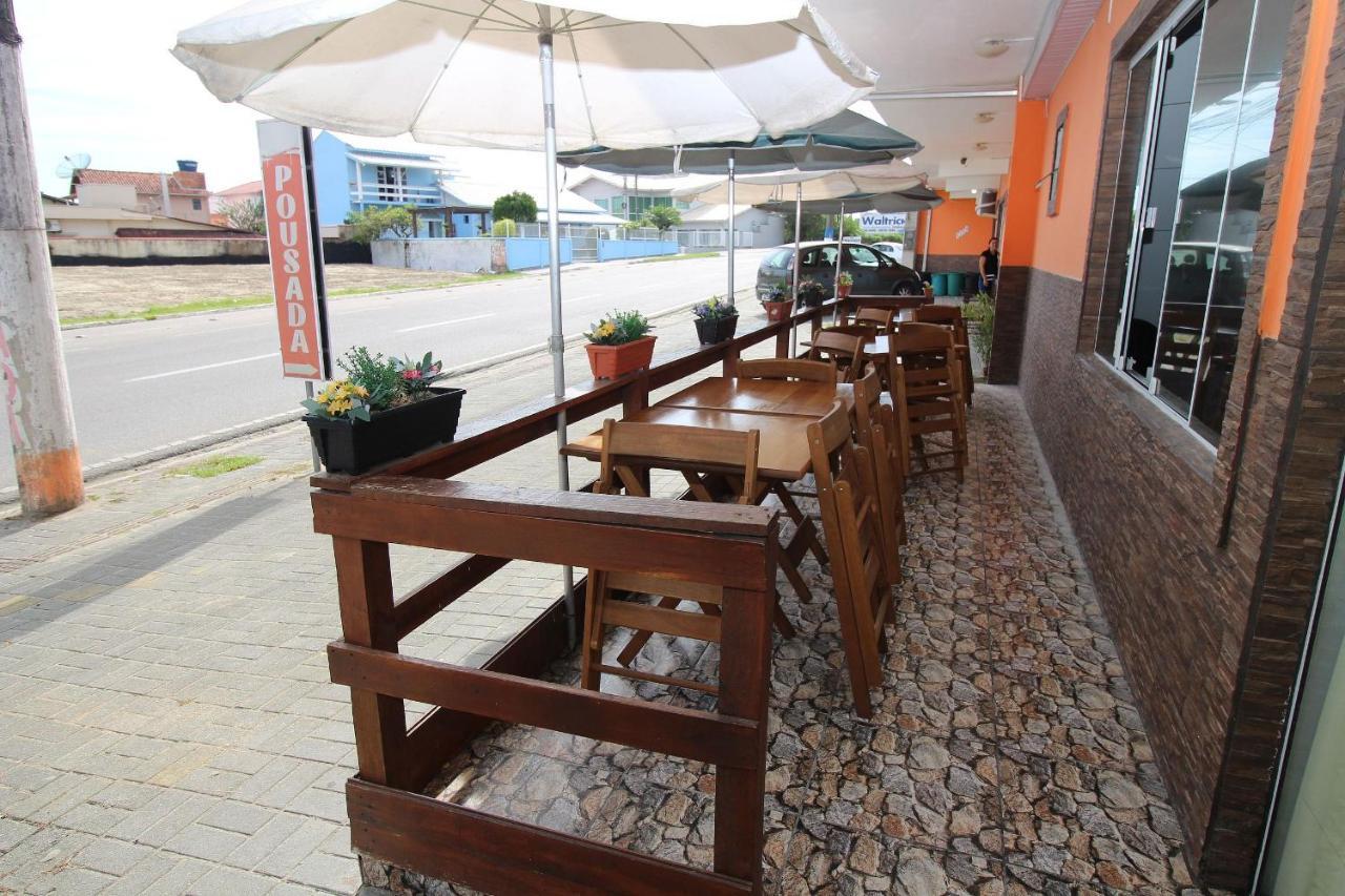 Pousada Praia Da Fortaleza 450 Metros Do Parque Beto Carrero Com Cafe Da Manha 페냐 외부 사진